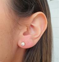 עגילי זהב משובצים יהלומים 0.40 קראט