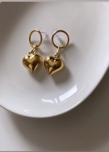 של עגילי לב רטרו ענק זהב