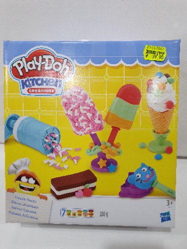 Play-doh kitchen הכנת קרטיבים מבצק