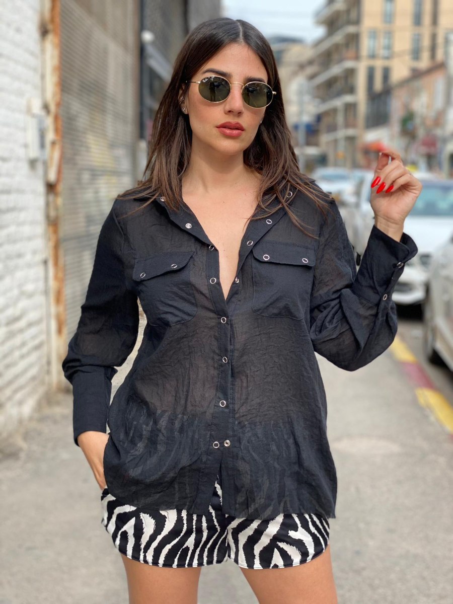 מכופתרת וואל תיקתק