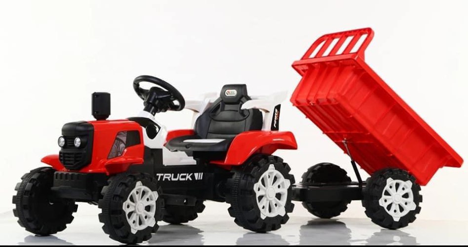 טרקטור עם עגלה