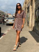 שמלה מנומרת