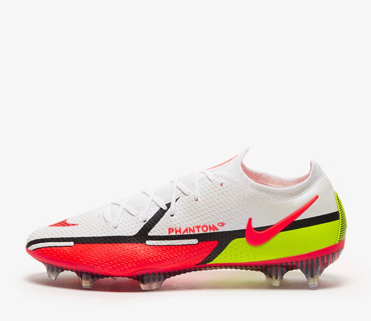 soccer cleats nike phantom