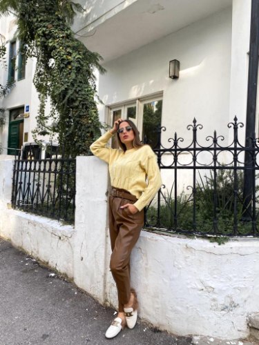 מכנס איימי דמוי עור חום