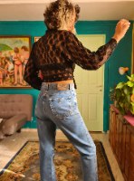 חולצת קשירה תחרה שחורה M/L