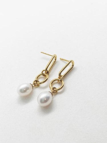 עגילי איימי פנינה ארוך זהב