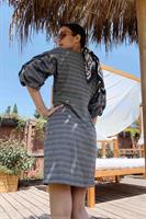 שמלת אמיליה משבצות שרוול נפוח