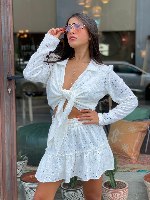 חליפת חצאית ומכופתרת קרושה