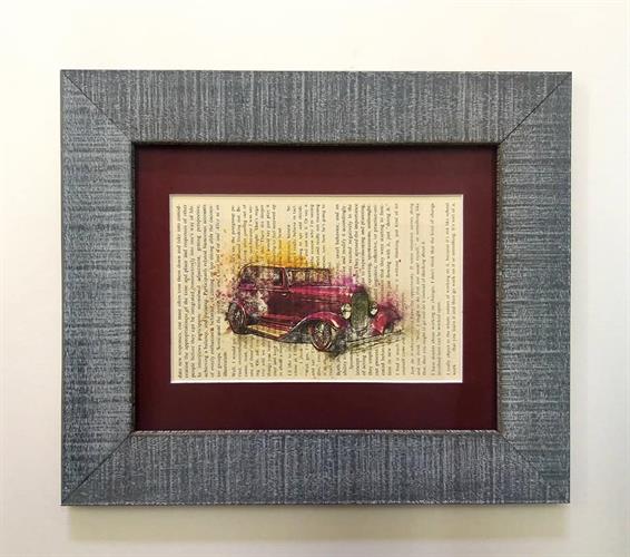 הדפס מכונית אדומה מסגרת אפורה
