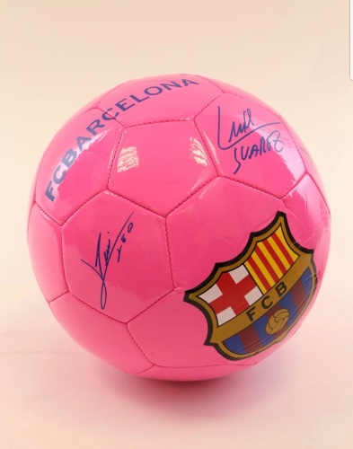 כדורגל ברצלונה ורוד מס' 5