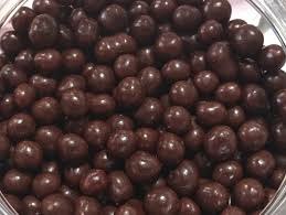 60 גרם פניני שוקולד חלב (גביע קטן) כרמית