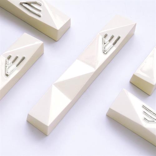 בית מזוזה XL לבן עם ש' כסף