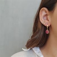 עגילי זהב 14 קרט נתלים משובצים באבן חן רובי 4 קראט