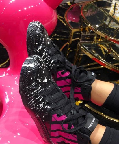 נעלי נשים DIESEL צבע שחור/לבן