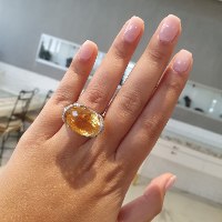 טבעת סיטרין צהוב ויהלומים מעוצבת בזהב לבן 18 קראט