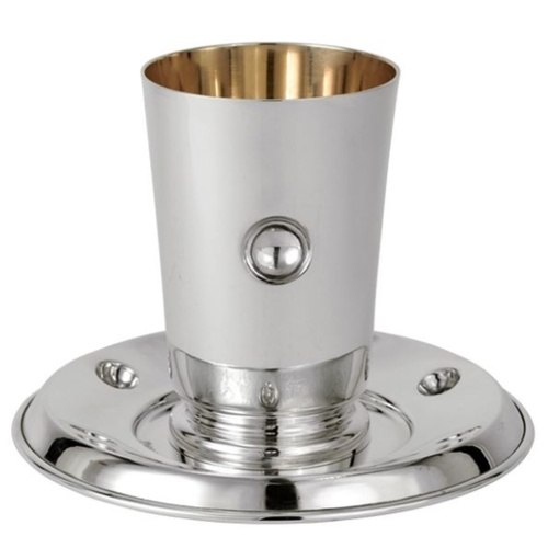 סט קידוש עם רגלית כסף טהור דגם שלשת השקעים