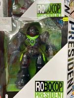 רובוט גדול על שלט