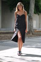 שמלת ג'ולי שחור