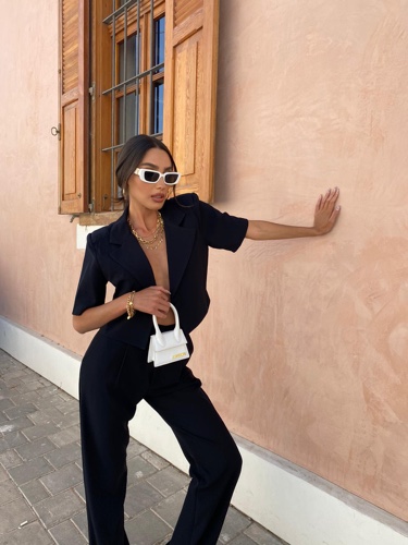 חליפת נטי שחור