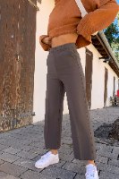 מכנסי אוהיו מחויטים