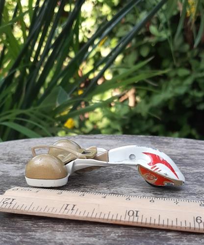 מכונית מתכת קטנה תלת גלגלית,מבית מז'ורט בעיצוב פרוע במיוחד מסדרת fiction