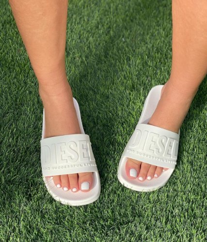 כפכף  DIESEL צבע לבן