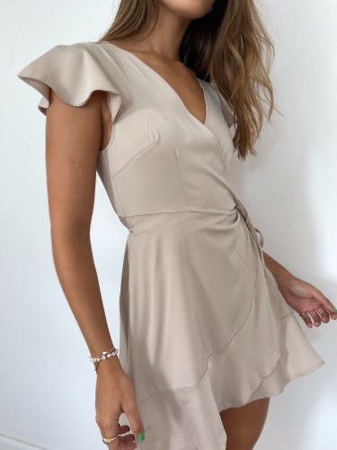 שמלת אריאנה