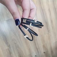 צמיד סיליקון עם צ'ארם זהב וזרקונים  לבחירה