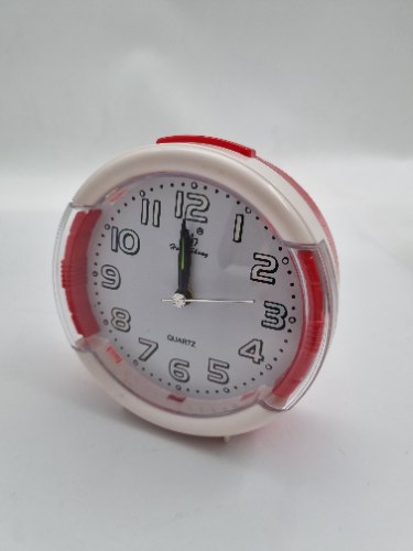 שעון מעורר אדום/לבן קוטר 11 ס"מ