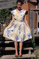 שמלת אייטיז מהודרת מידה M/L