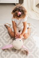 מיכל: בובה לתרגול כפתור כפתורים