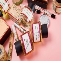 סדנה זוגית חווייתית להכנת בושם יוקרתי