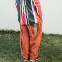 מכנסיים מדגם נור מבד קורדרוי בצבע חלודה - זוג אחרון במלאי במידה 17