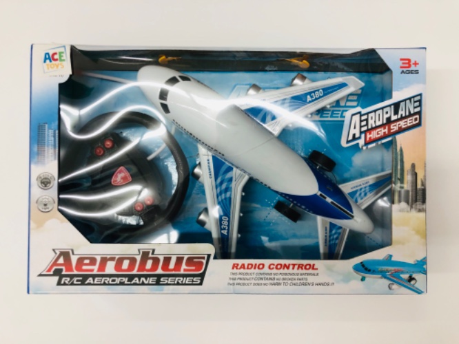 מטוס נוסע על שלט