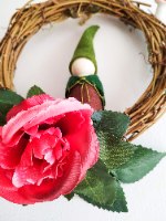 מובייל זר גמד עם ורד