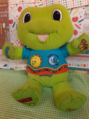 צפרדע שרה ומדברת ללימוד אנגלית