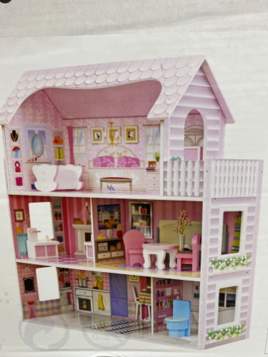 בית בובות אנונימה מעץ