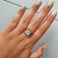 טבעת זהב עם זכוכית רומית │ טבעת זהב מעוצבת עבודת יד בשילוב זכוכית רומית