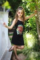 שמלת כתף אחת דפוס