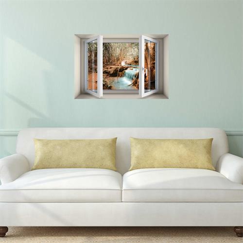 חלון בנישה המפל בנחל