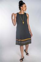 שמלת A כפתור בגב