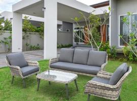 סט ישיבה לגינה בעיצוב ראטן כולל כריות דגם סהר 4 מקומות ישיבה