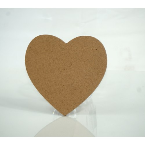 לוח עץ 14X13 דגם לב(12)