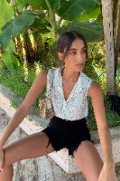 מכופתרת סופי הדפס עלים