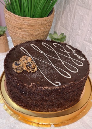 עוגת טורט שוקולד בלגי ואגוזים 24"