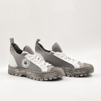 נעלי סניקרס לנשים-אגם