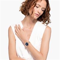 שעון SWAROVSKI מקולקציית Crystalline Glam