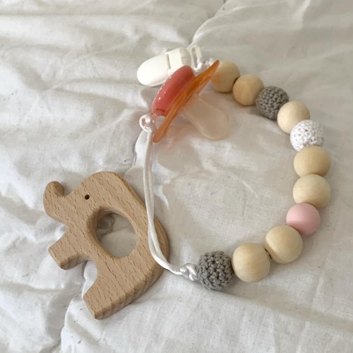 מחזיק מוצץ +נשכן  לבחירה - בייבי סטייל