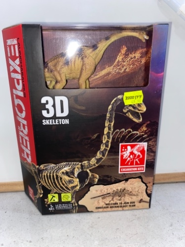 ערכת ארכיאולוגיה דינוזאור + בובת דינוזאור