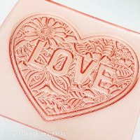 תבנית טופר מסגרת לב גדולה 10 ס"מ עם כיתוב בולט LOVE | טופר לעוגת יום הולדת | יום אהבה | חדש מאתי דבש